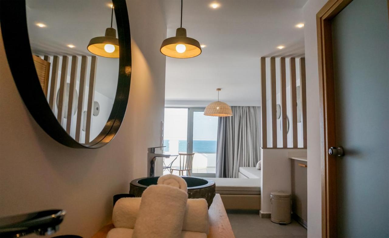 Laia Seafront Luxury Apartments Agia Pelagia  Exterior foto